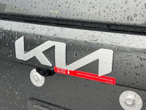 New 2026 Kia Niro Wind image 32