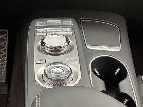 Used 2025 Genesis GV70 3.5T Sport w/ Sport Advanced Package image 20