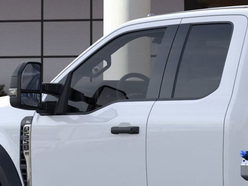 New 2026 Ford F550 4x4 Supercab Super Duty image 20