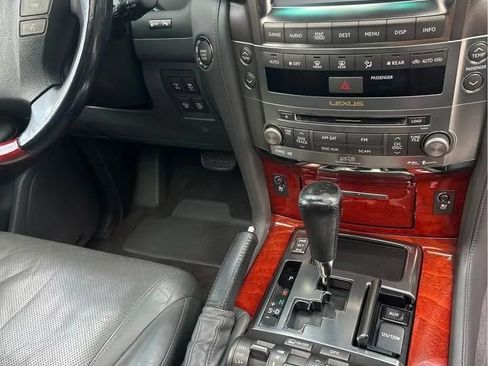 Used 2009 Lexus LX 570 4WD image 10