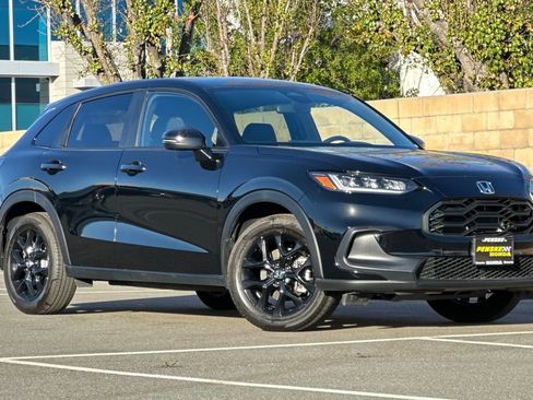 Certified 2024 Honda HR-V Sport image 2