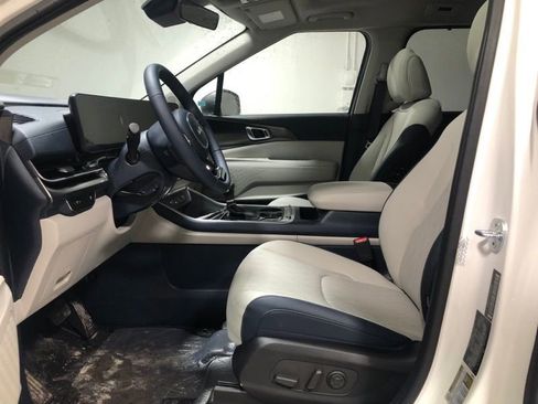 New 2026 Kia Carnival SX image 21