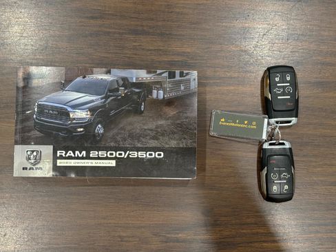 Used 2020 RAM 2500 Limited AWD/4WD image 29