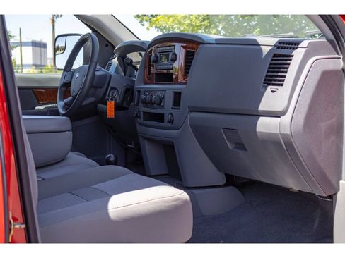 Used 2006 Dodge Ram 2500 Truck SLT w/ Quad Cab Big Horn Value Group AWD/4WD image 10
