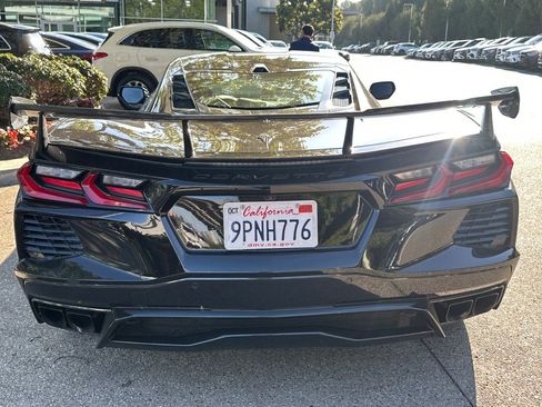 Used 2025 Chevrolet Corvette Stingray Coupe w/ Z51 Performance Package image 6