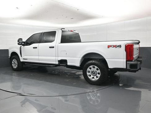 Used 2024 Ford F250 XLT w/ FX4 Off-Road Package AWD/4WD image 24