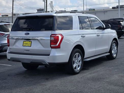 Used 2019 Ford Expedition XLT w/ Equipment Group 202A image 5