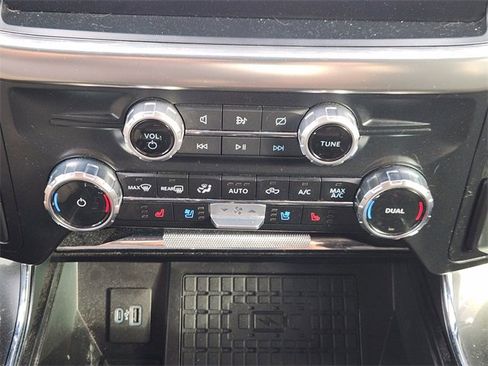 Used 2023 Ford F150 Lariat w/ Equipment Group 502A High image 20