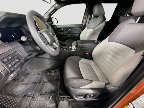 Certified 2025 Toyota Tacoma TRD Off-Road w/ TRD Off Road Upgrade Package AWD/4WD image 22