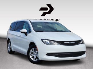 Used 2023 Chrysler Voyager LX video 1
