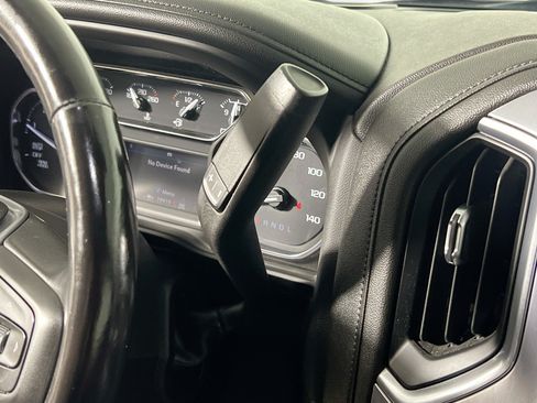Used 2022 GMC Sierra 1500 SLT w/ SLT Premium Plus Package AWD/4WD image 24
