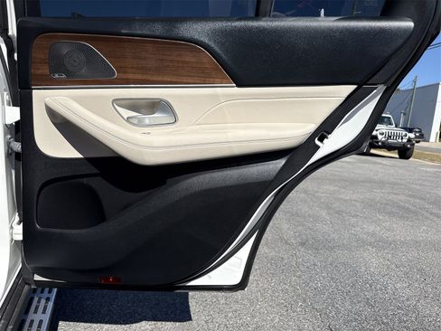 Used 2022 Mercedes-Benz GLE 350 image 32