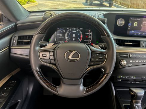 Used 2021 Lexus ES 350 w/ Premium Package FWD image 29