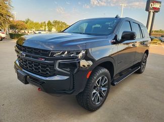 Used 2023 Chevrolet Tahoe Z71 w/ Luxury Package AWD/4WD video 3