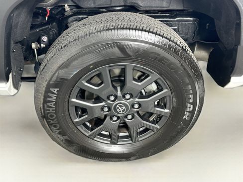 Used 2025 Toyota 4Runner SR5 image 11