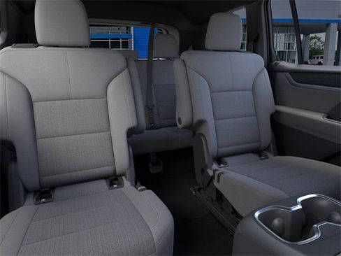 New 2025 GMC Acadia Elevation image 17