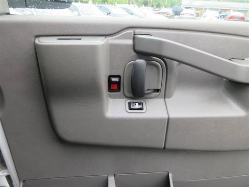 Used 2020 Chevrolet Express 3500 LS RWD image 19