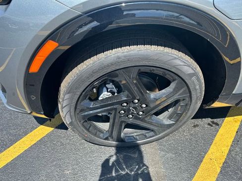 New 2025 Chevrolet Equinox EV RS w/ Active Safety Package 3 image 9