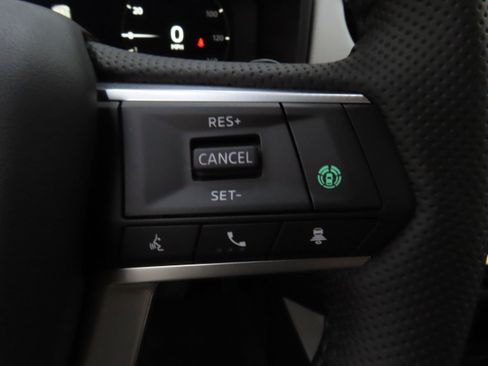 New 2025 Mitsubishi Outlander SE image 13