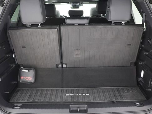 Used 2025 Toyota Sequoia Limited image 33
