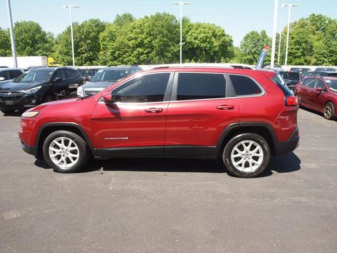 Used 2015 Jeep Cherokee Latitude FWD image 3