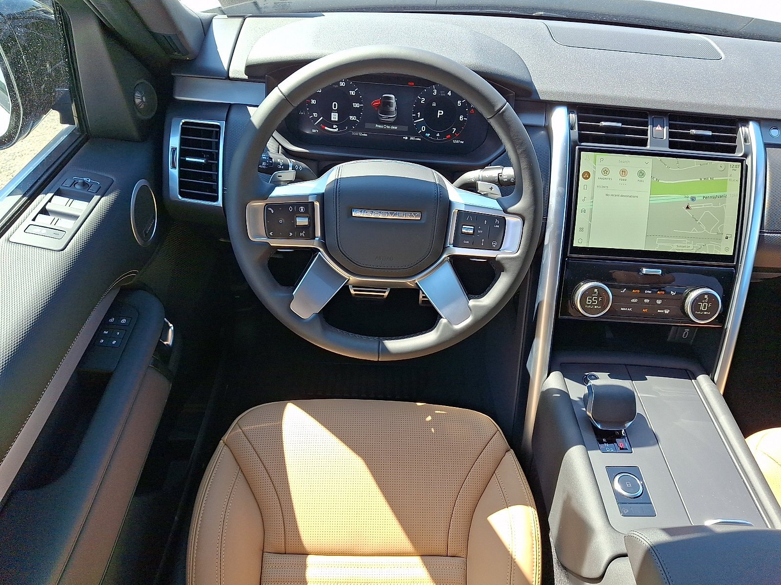 New 2026 Land Rover Discovery Limited Edition AWD/4WD image 4
