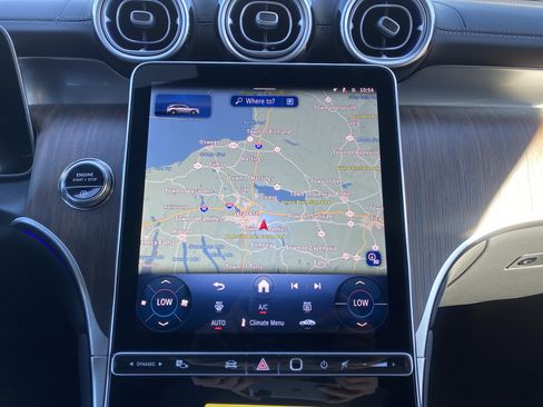 Used 2026 Mercedes-Benz GLC 300 4MATIC image 18