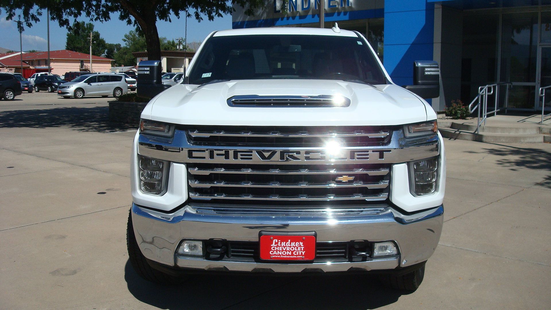 Used 2020 Chevrolet Silverado 3500 LTZ AWD/4WD image 2