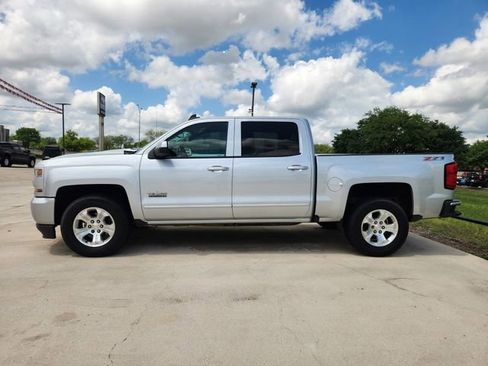 Used 2017 Chevrolet Silverado 1500 LT w/ Texas Edition AWD/4WD image 3