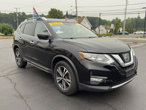 Used 2017 Nissan Rogue SL w/ SL Premium Package AWD/4WD image 3