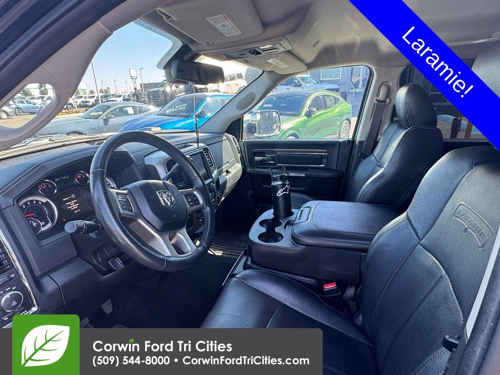 Used 2018 RAM 2500 Laramie w/ Convenience Group AWD/4WD image 2