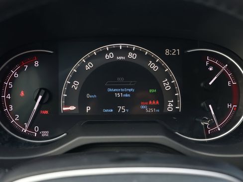 Used 2025 Toyota RAV4 XLE Premium FWD image 18