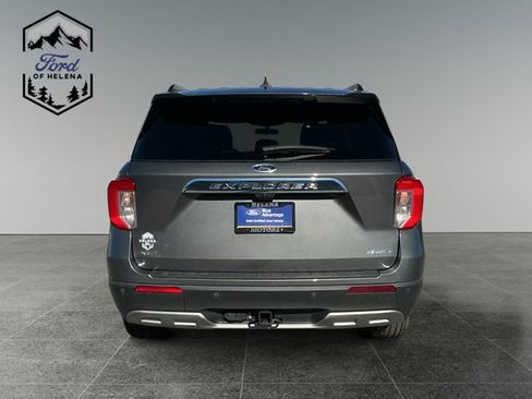 Certified 2023 Ford Explorer XLT w/ Equipment Group 202A AWD/4WD image 4
