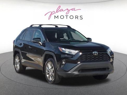 Used 2022 Toyota RAV4 XLE Premium AWD/4WD image 3