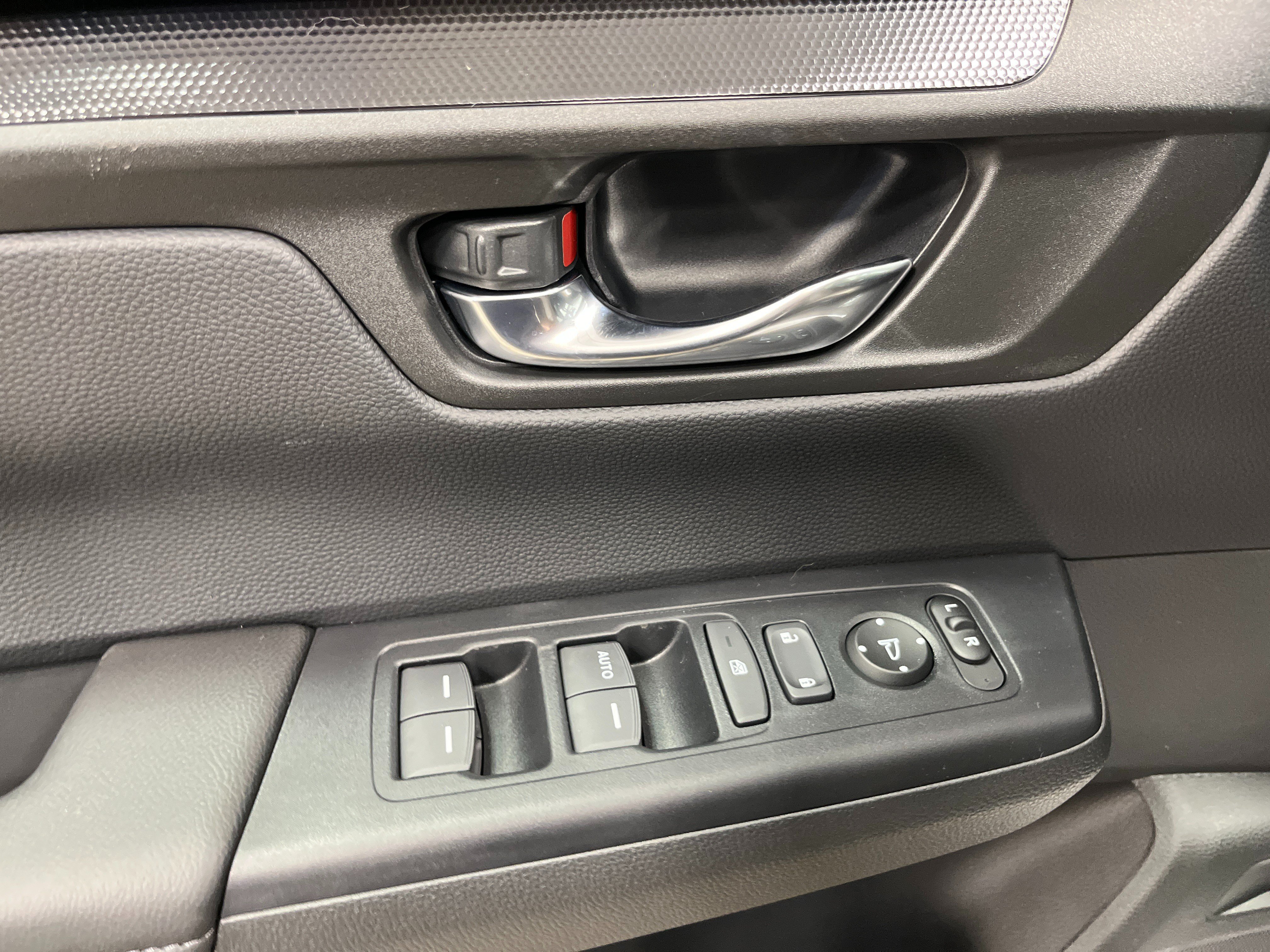 New 2027 Honda CR-V LX image 13