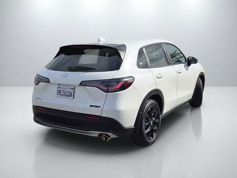 Used 2023 Honda HR-V Sport image 7