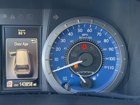 Used 2015 Toyota Sienna XLE w/ XLE Navigation Package FWD image 19