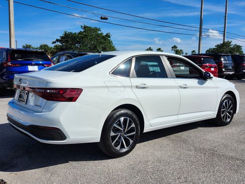 Used 2025 Volkswagen Jetta S image 12