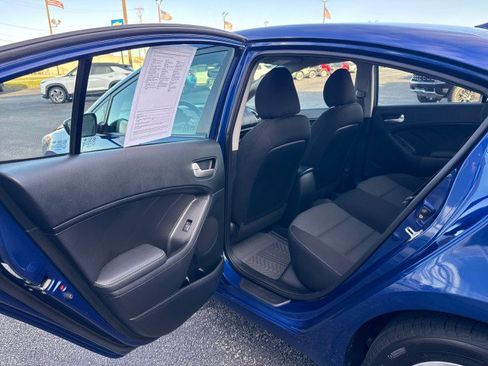 Used 2017 Kia Forte LX image 22