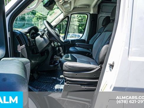 Used 2025 RAM ProMaster 2500 w/ Convenience Group FWD image 21