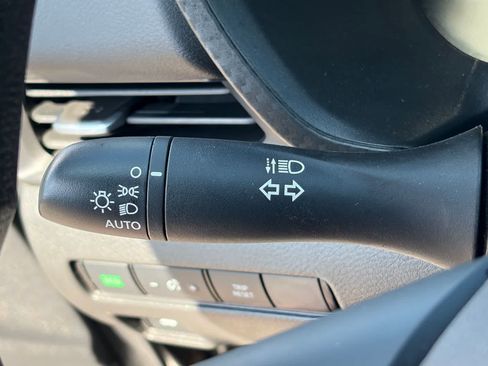 Certified 2023 Nissan Sentra S FWD image 22
