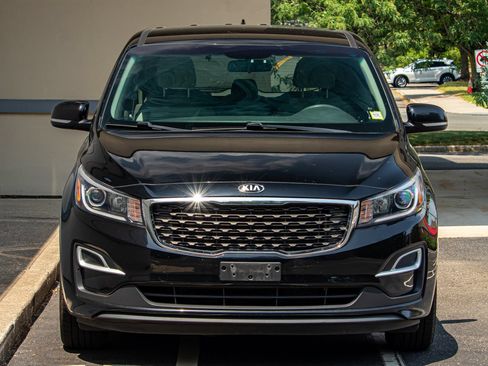 Used 2020 Kia Sedona LX FWD image 4