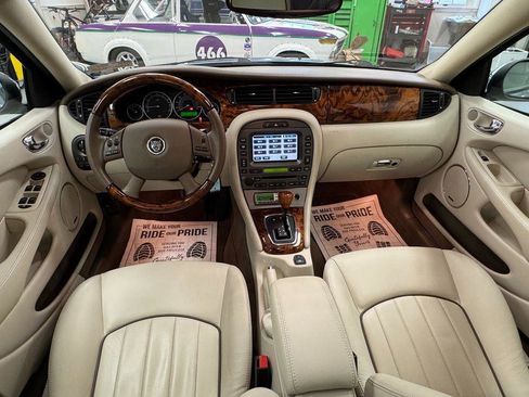 Used 2006 Jaguar X-TYPE 3.0 image 3