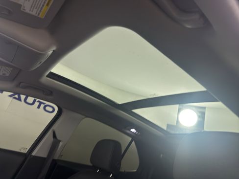 Used 2022 Chevrolet Equinox LT FWD image 30