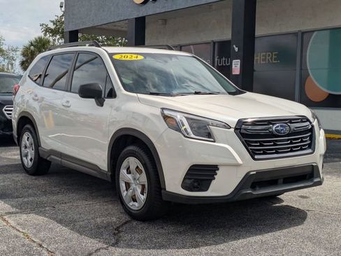 Used 2024 Subaru Forester AWD/4WD image 3