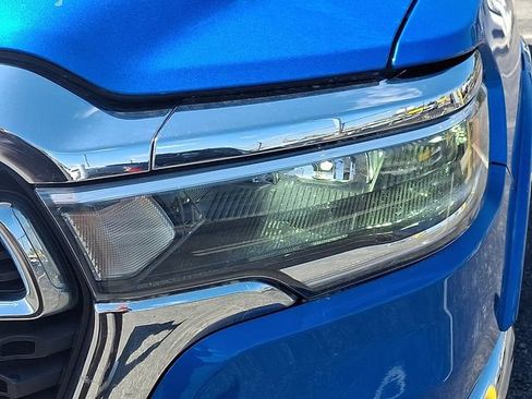 Used 2025 RAM 1500 Big Horn AWD/4WD image 9