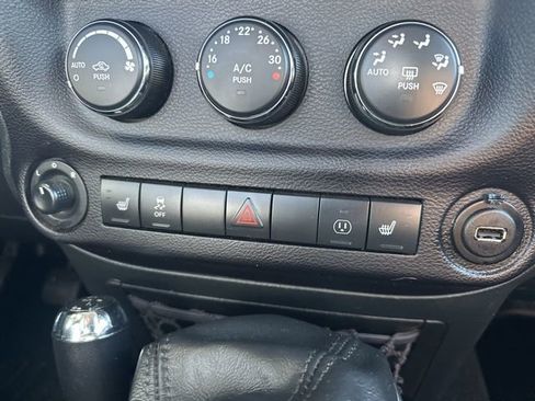 Used 2017 Jeep Wrangler Unlimited Sahara w/ Dual Top Group image 31