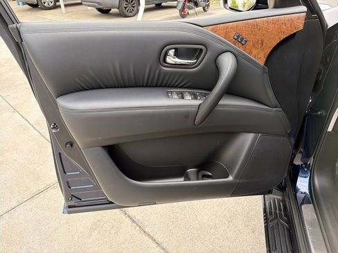 Certified 2024 Nissan Armada SL w/ Captain's Chairs Package RWD image 18