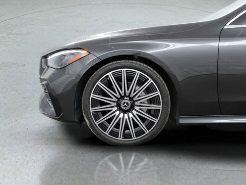 Used 2025 Mercedes-Benz CLE 300 4MATIC Coupe image 9