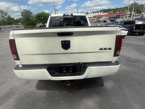 Used 2018 RAM 3500 Laramie w/ Sport Appearance Group AWD/4WD image 4